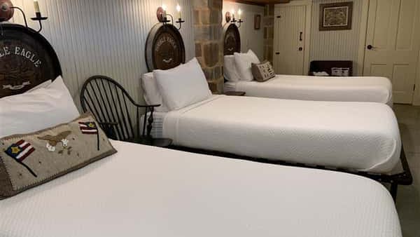 78051987-c9e8-4a54-a047-3d3b87e33c7c